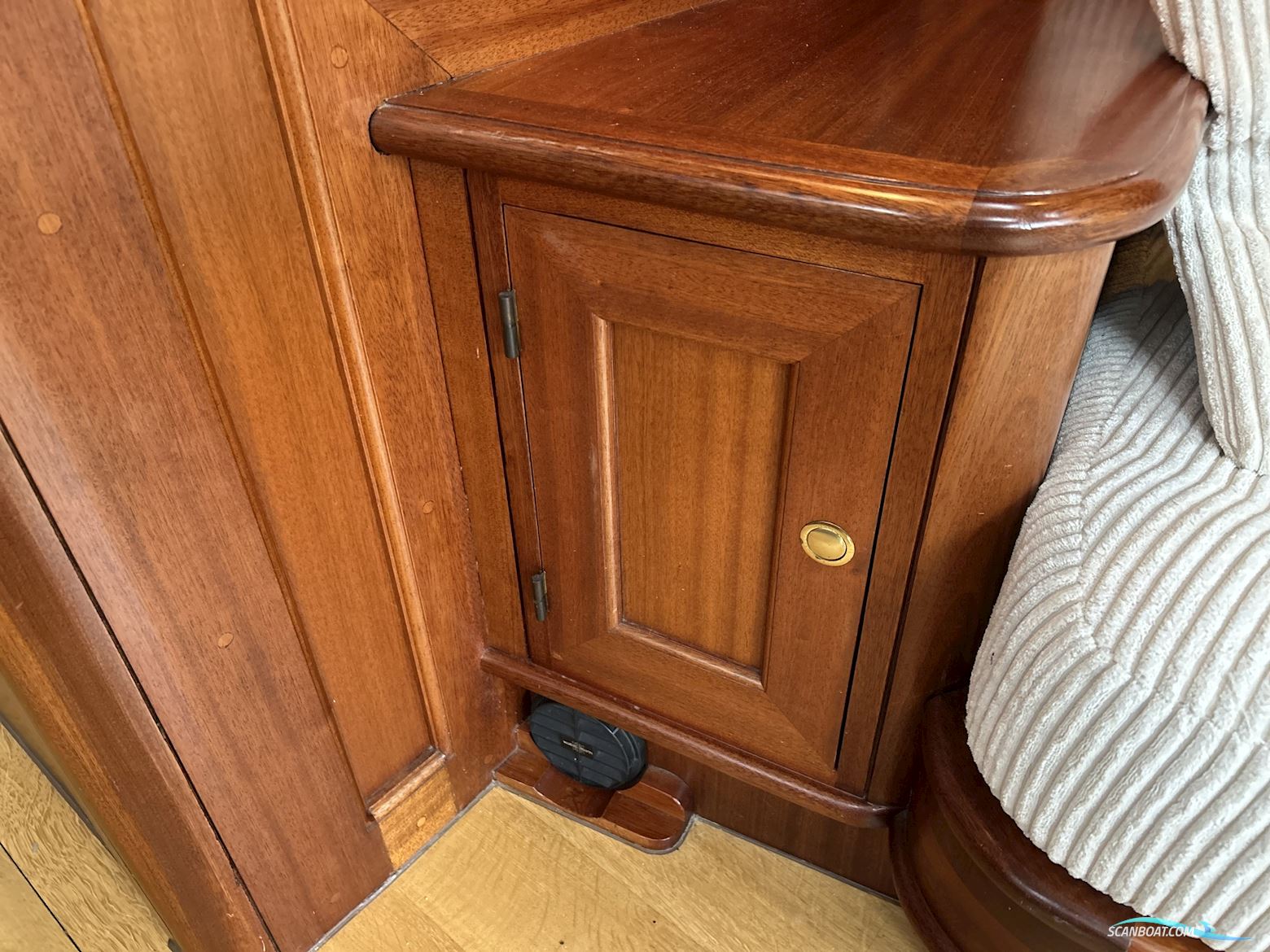 Lemsteraak Beluga Roefuitvoering Jachtuitvoering