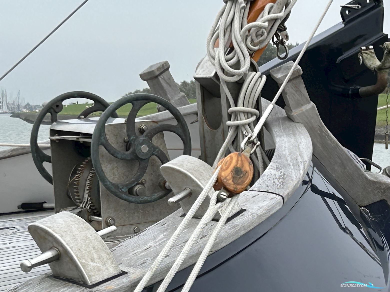 Lemsteraak Beluga Roefuitvoering Jachtuitvoering