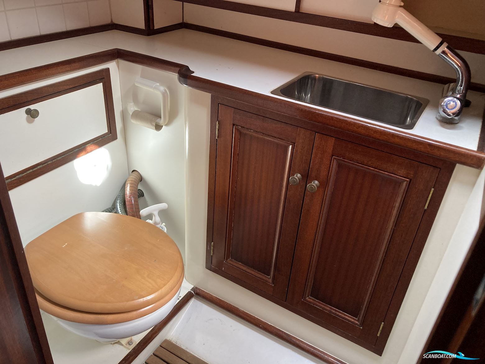 Lemsteraak Bonte Walvis - Roefuitvoering Stofberg 1320