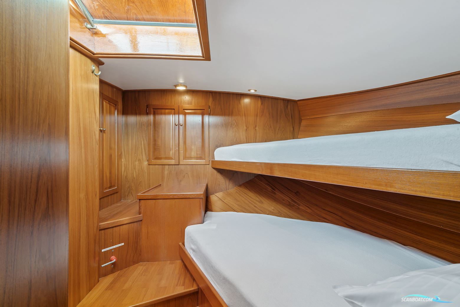 Lemsteraak Dorothee - Roefuitvoering