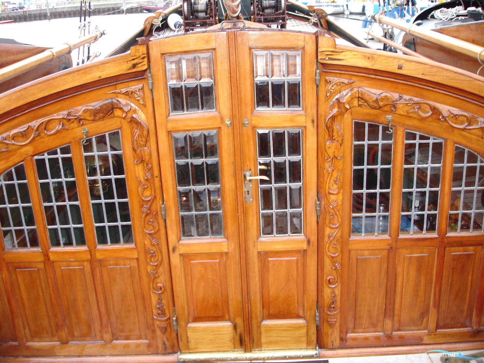 Lemsteraak Halley - Roefuitvoering