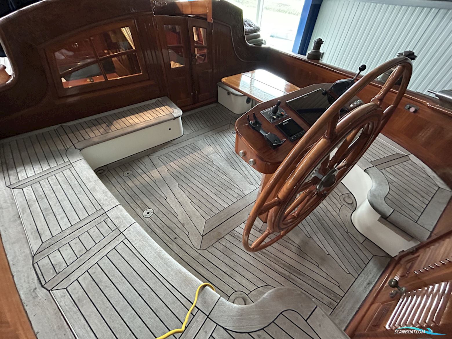 Lemsteraak Roefmodel - Walrus 1600