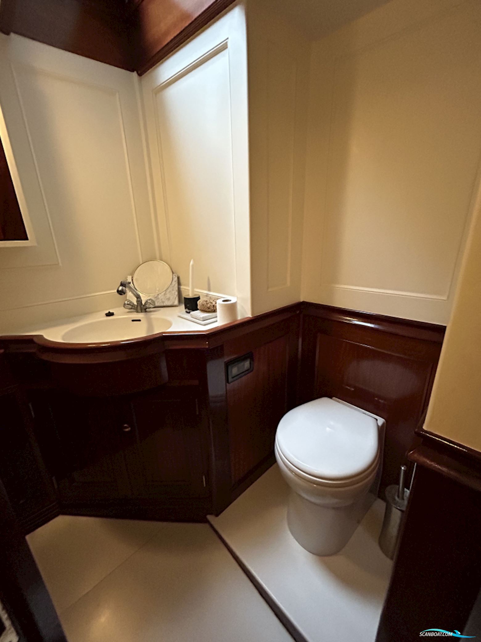 Lemsteraak Roefmodel - Walrus 1600