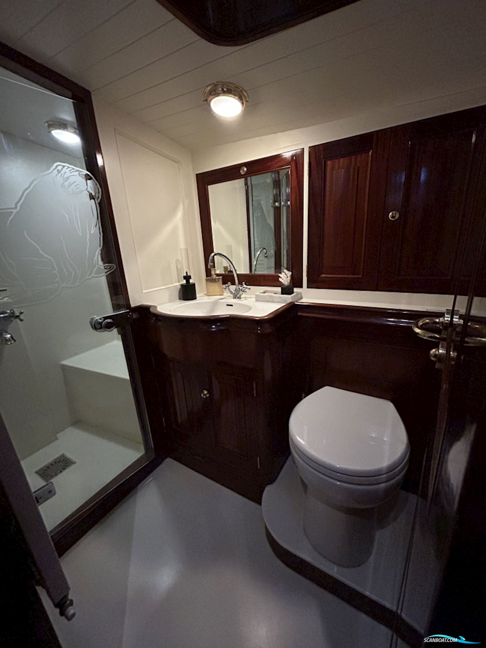 Lemsteraak Roefmodel - Walrus 1600