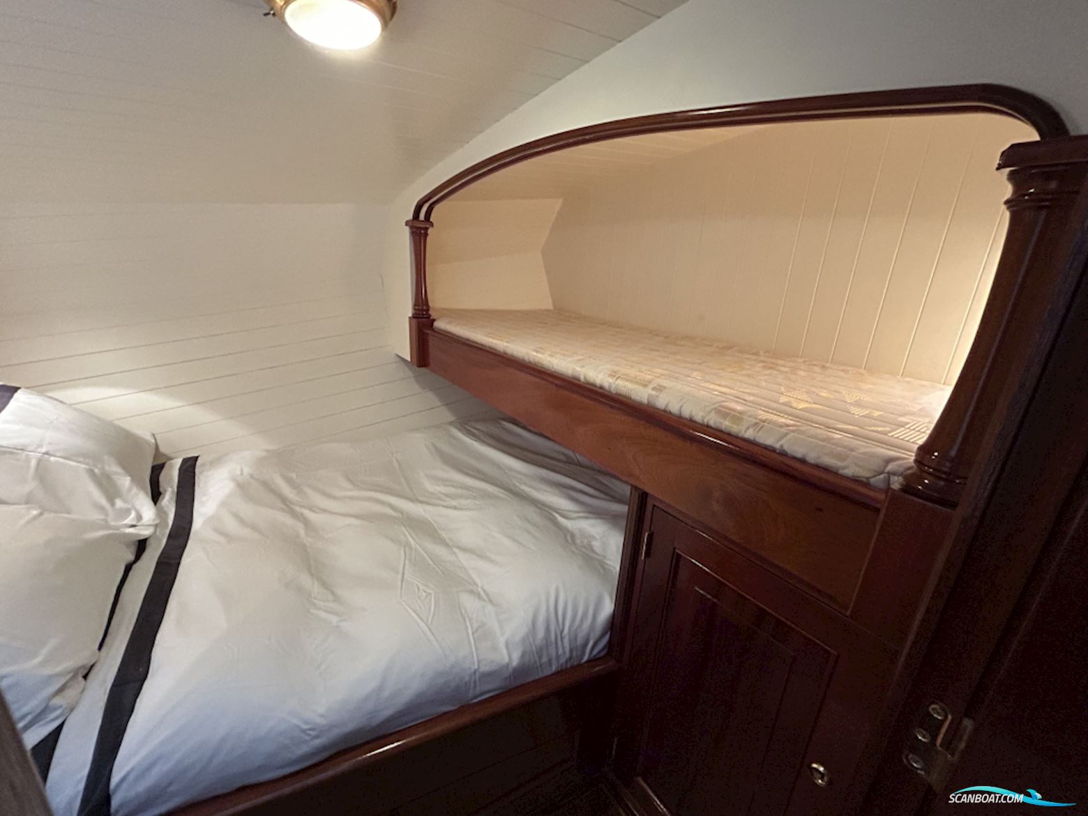 Lemsteraak Roefmodel - Walrus 1600