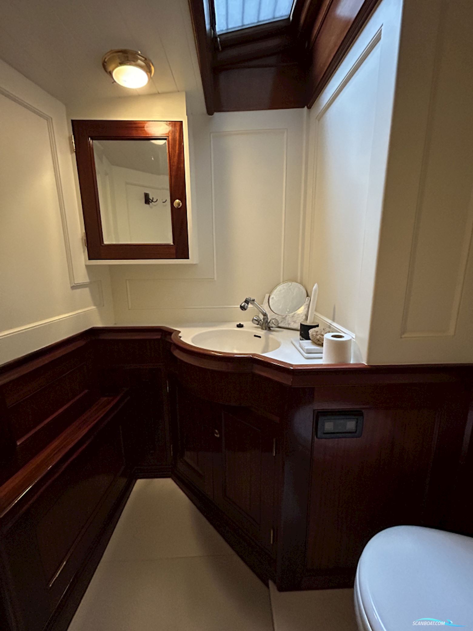 Lemsteraak Roefmodel - Walrus 1600