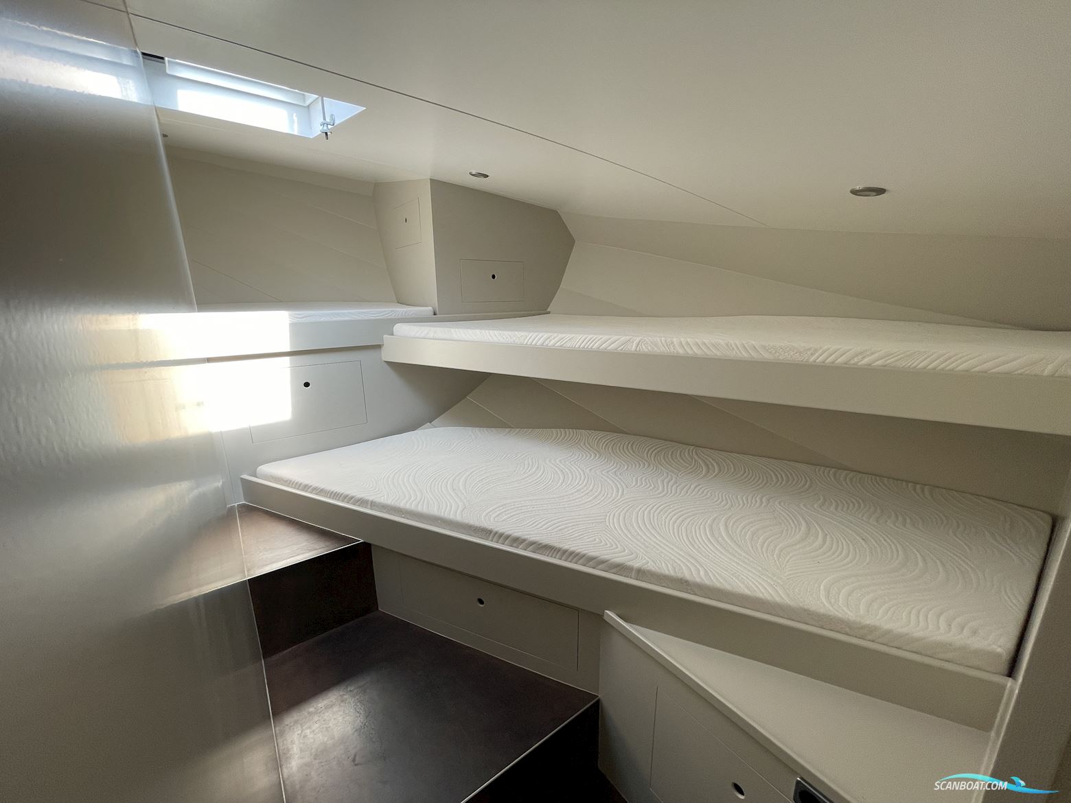 Lemsteraak Warber VA210 - Visserman Uitvoering