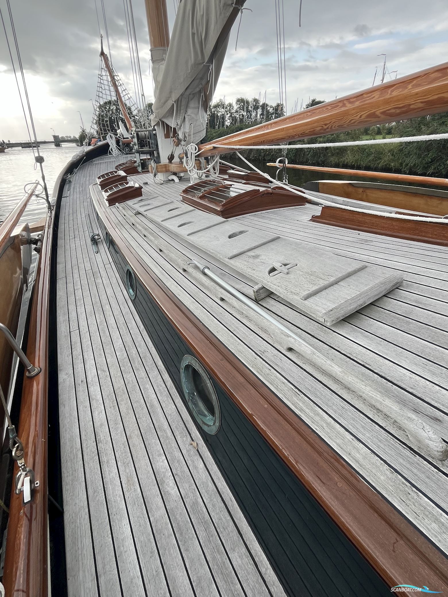 Lemsteraak Woelwater - Roefaak Hoek Design