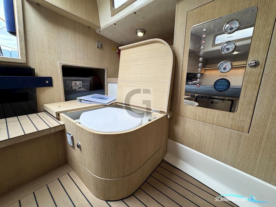 Leonardo Yachts Eagle 38