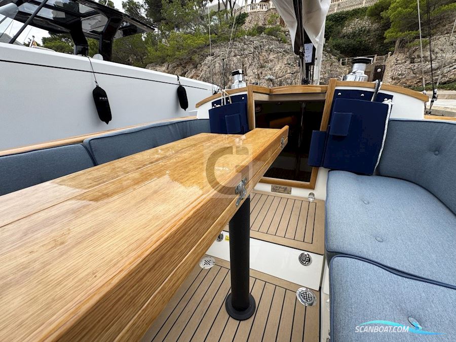 Leonardo Yachts Eagle 38