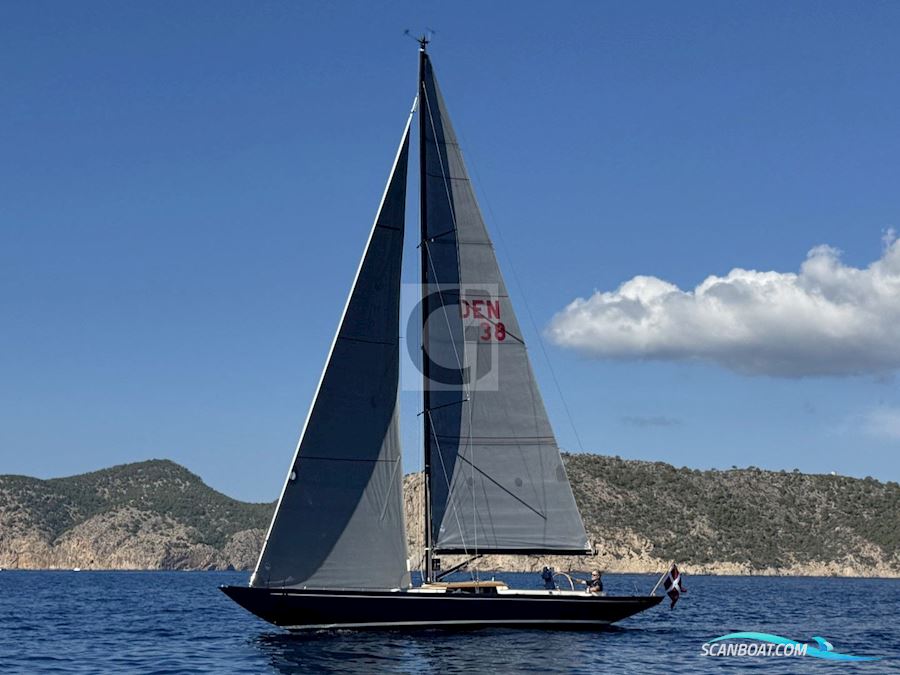 Leonardo Yachts Eagle 38