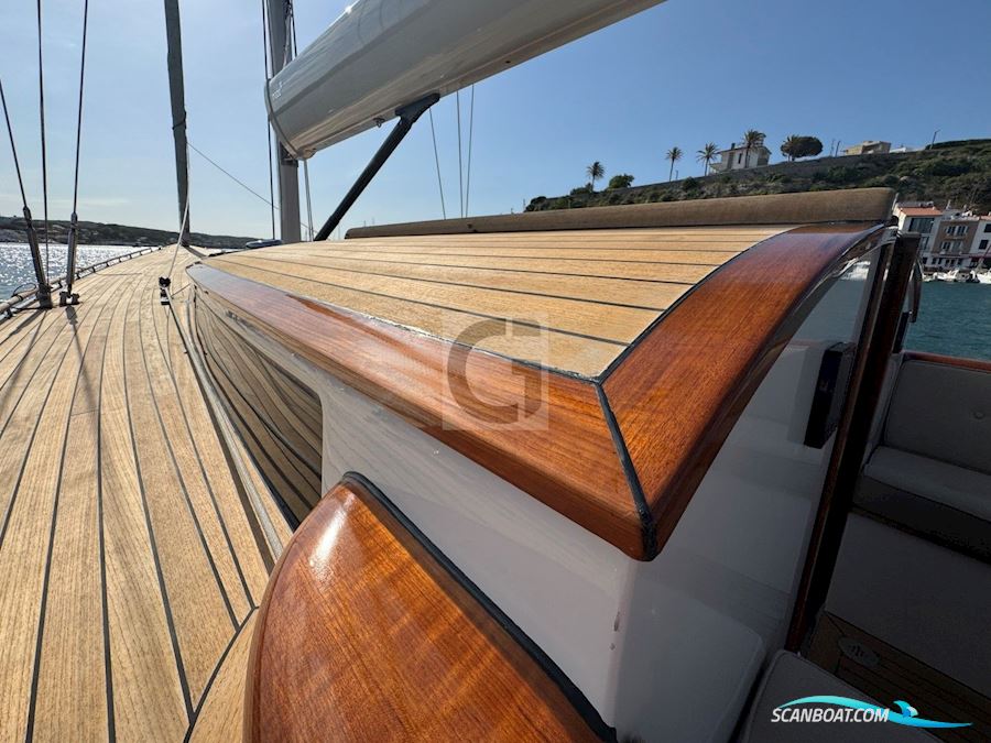 Leonardo Yachts Eagle 54