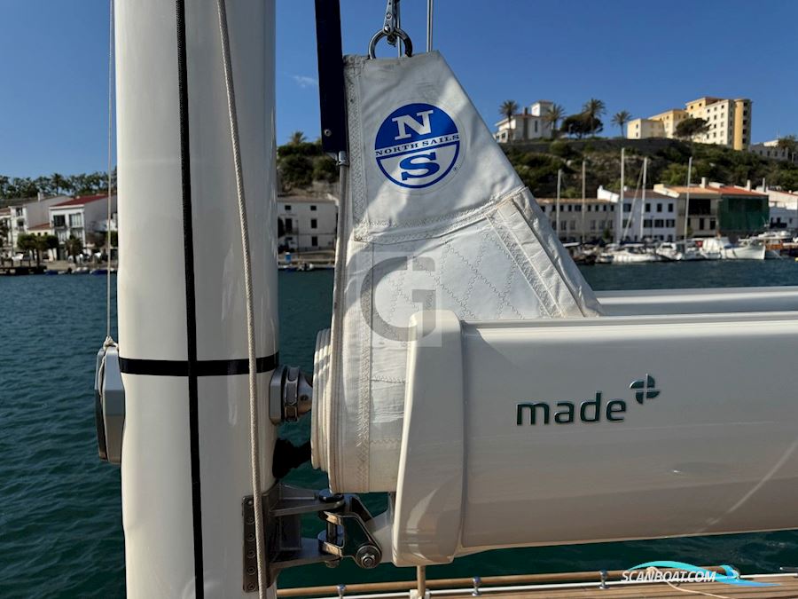 Leonardo Yachts Eagle 54