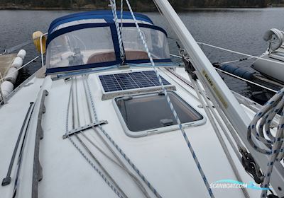 Linjett 33 Zeilboten 2002, met Yanmar 3GM30 motor, Sweden