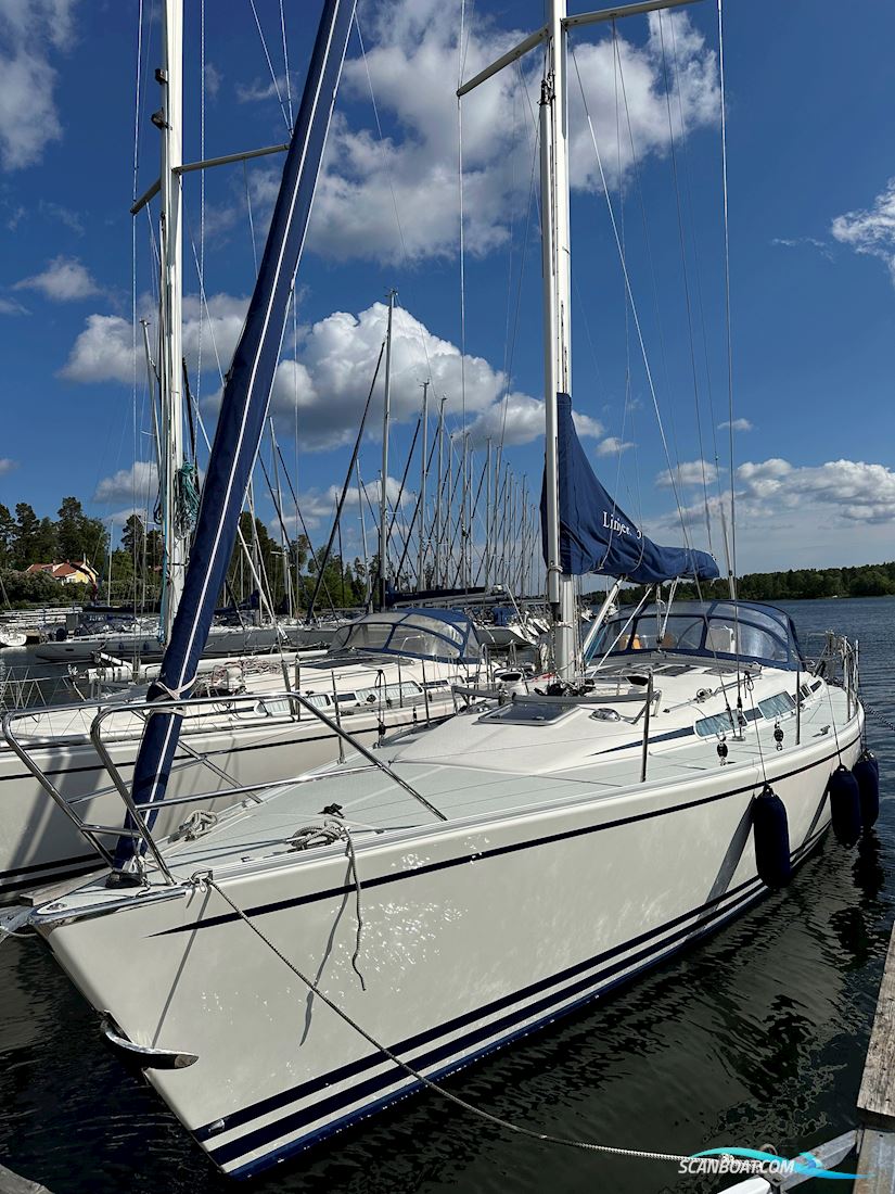 Linjett 37 Zeilboten 2013, met Volvo D2-40 motor, Sweden