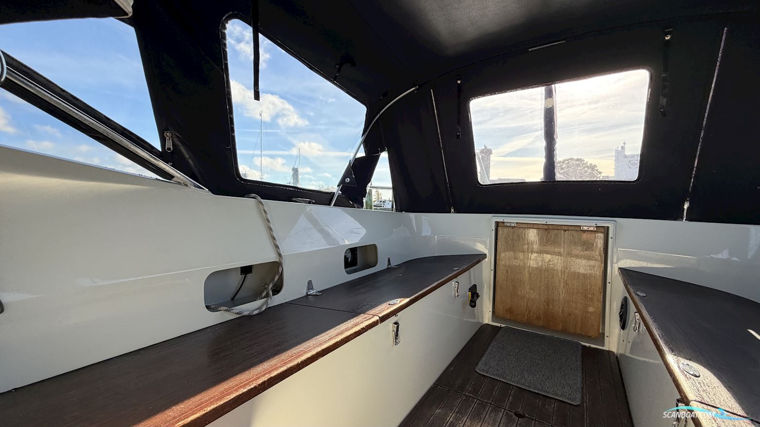 LM Mermaid 290