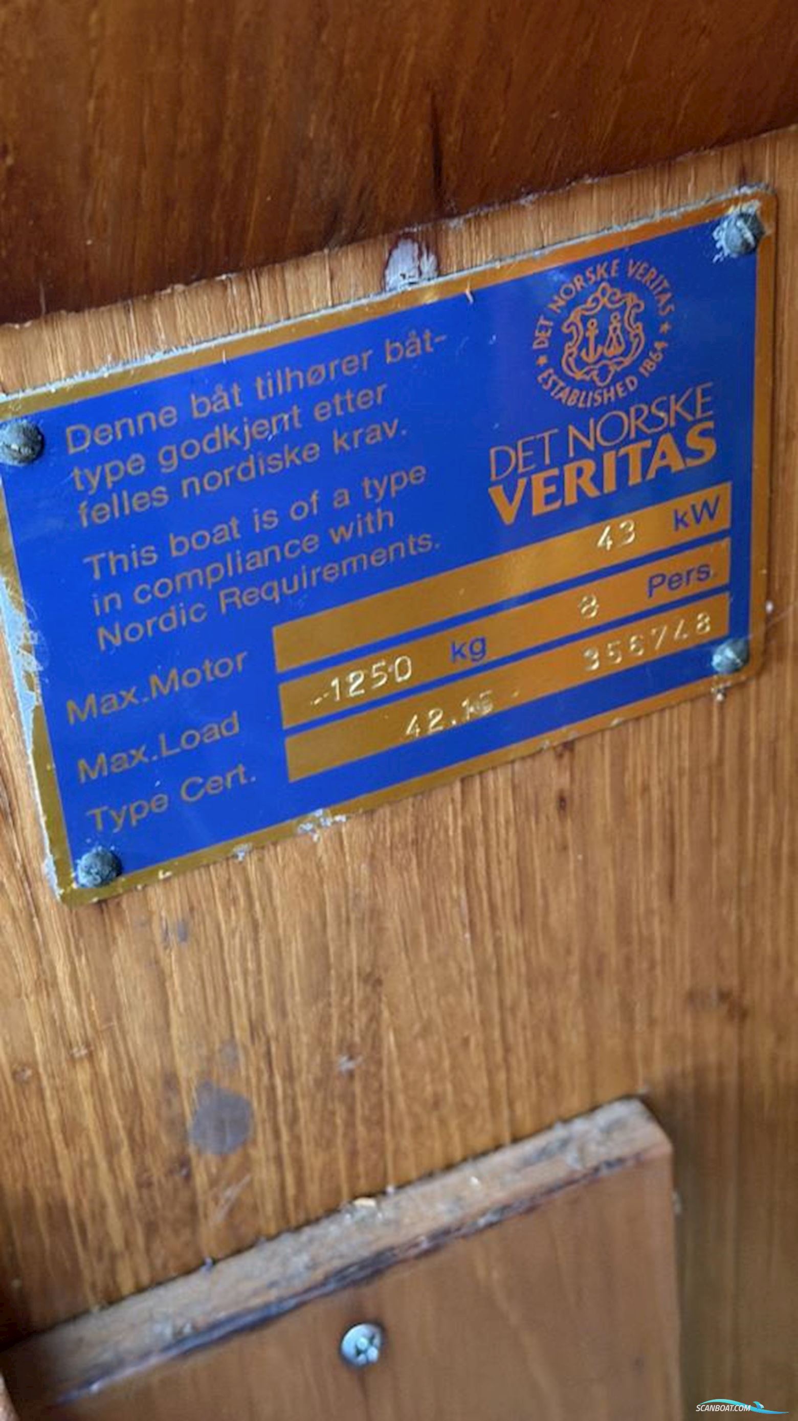 LM Vitesse 33