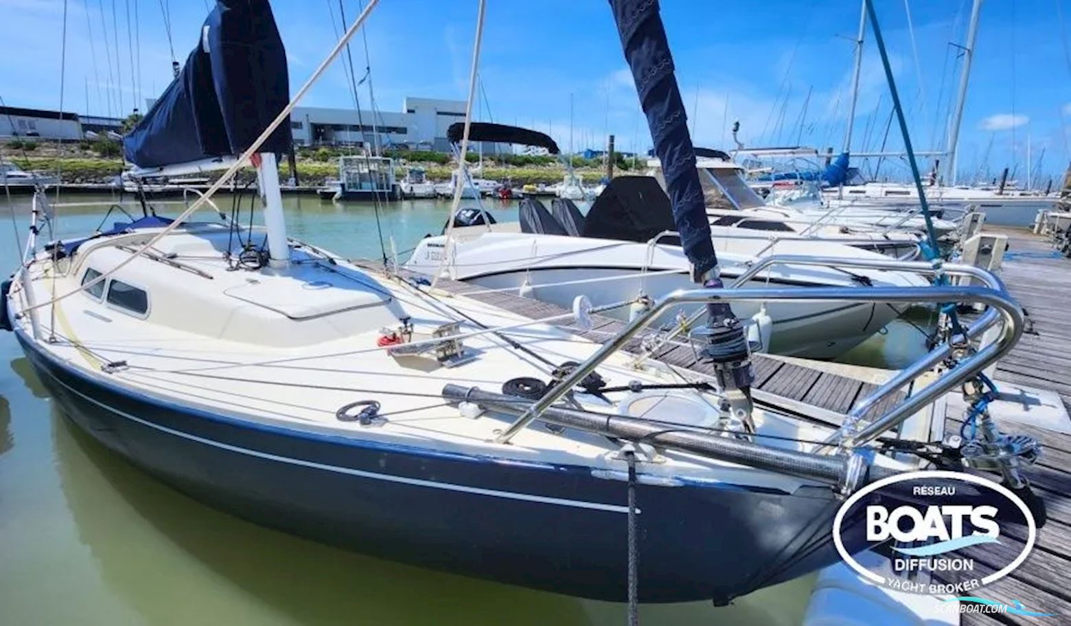 Marieholm FOLKBOAT Zeilboten 1969, met HONDA motor, France