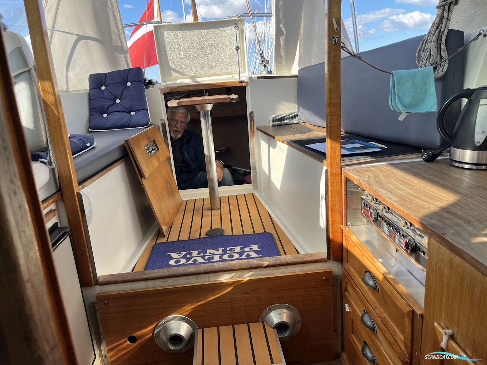 Mascot 28, 1984 - Nibe