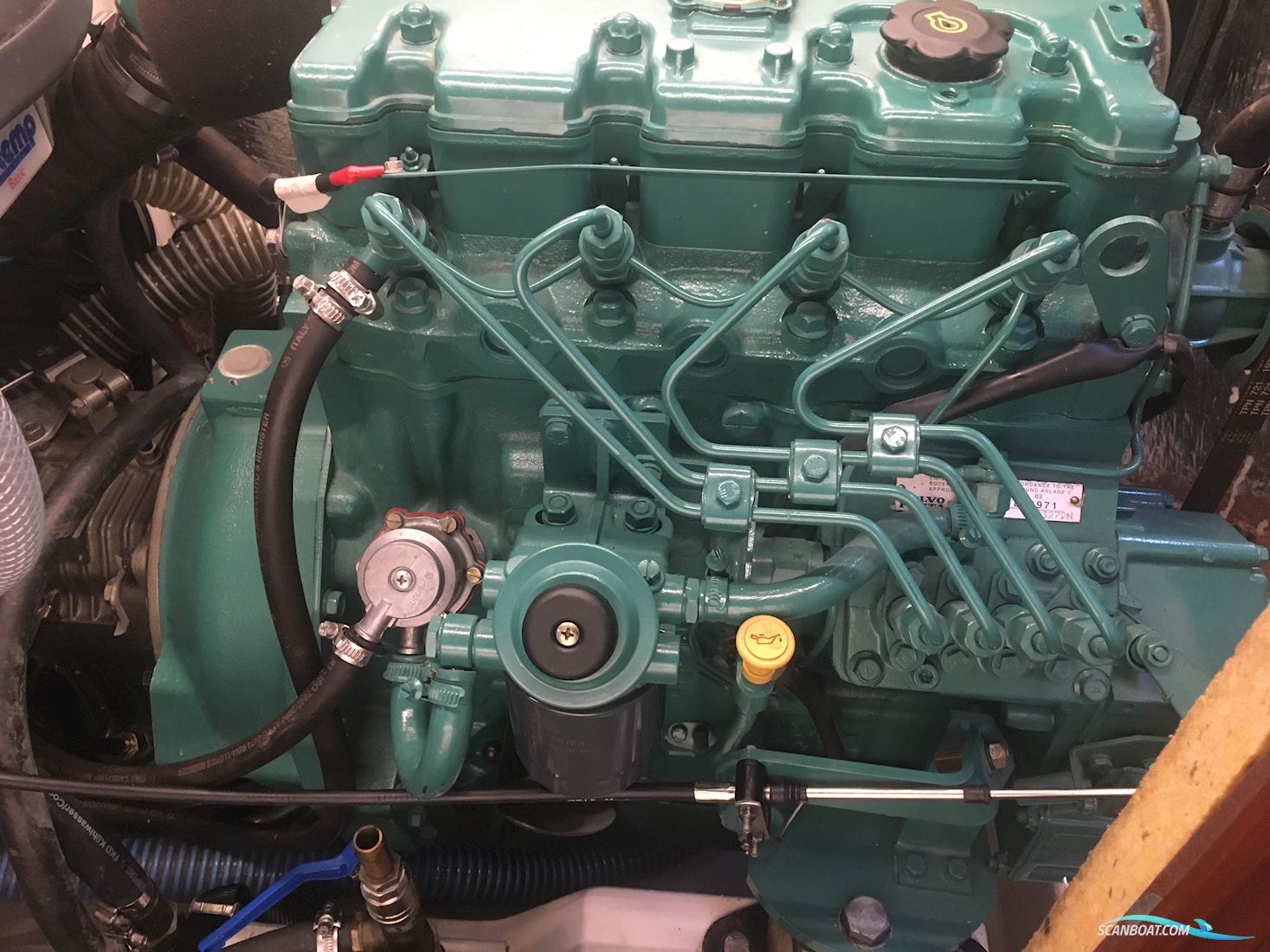 Maxi 1200