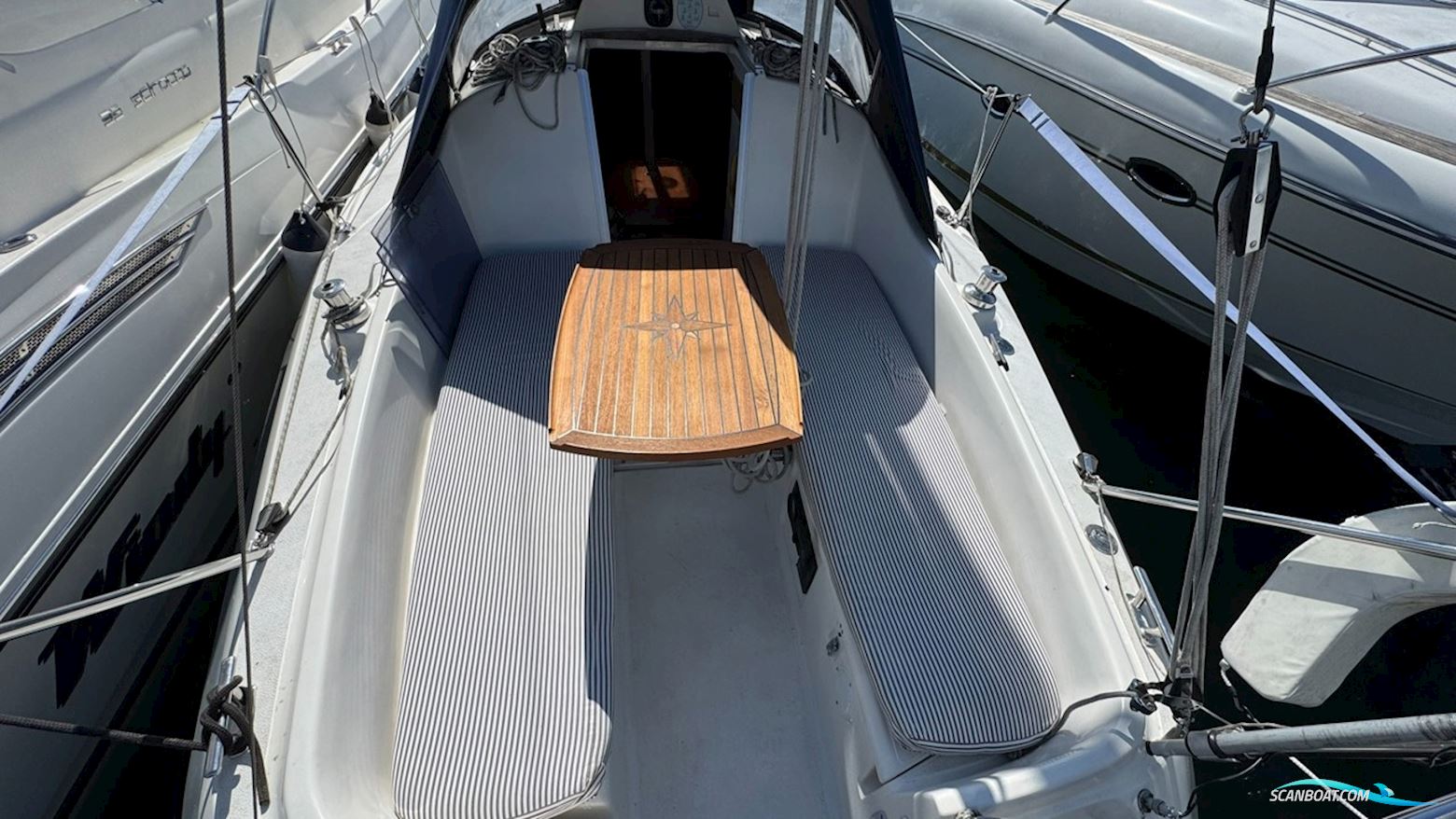 Maxi Yachts 800