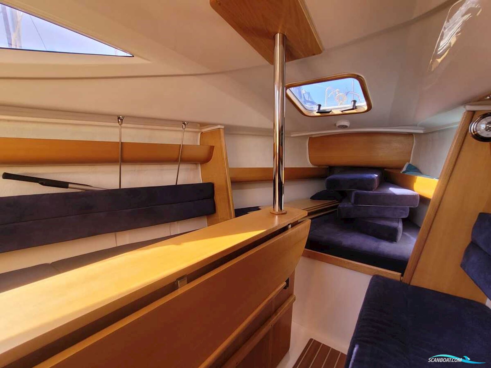 Maxus 24