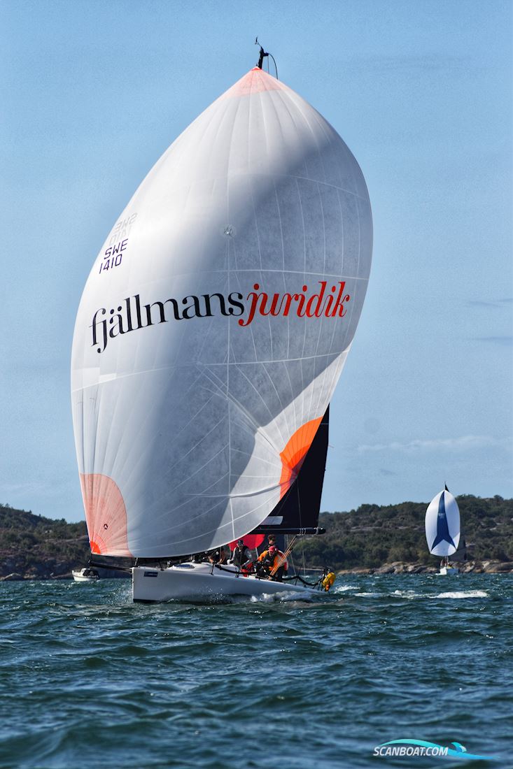 Melges 32 Zeilboten 2006, met Yamaha motor, Sweden