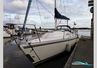 MG C27 Zeilboten 1987, met Volvo Penta motor, United Kingdom