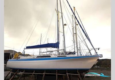 Moody 33 MK 11 Zeilboten 1979, met Thornycroft motor, Ierland