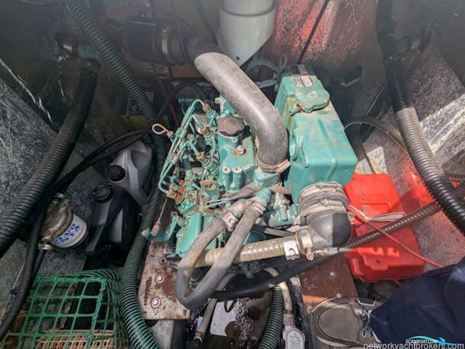 Moody 33 MK I Centre Cockpit