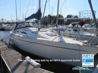 Moody 336 - Bilge keel Zeilboten 1991, met Volvo motor, United Kingdom