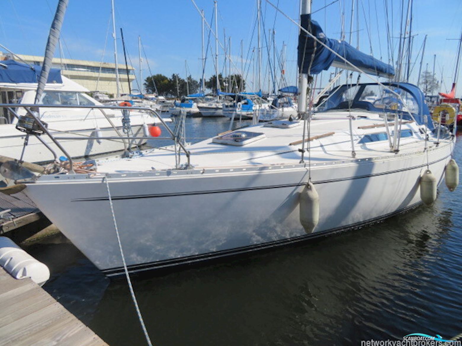 Moody 336 - Bilge keel