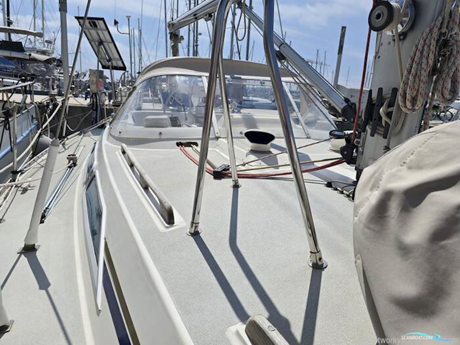 Moody 376 Centre Cockpit