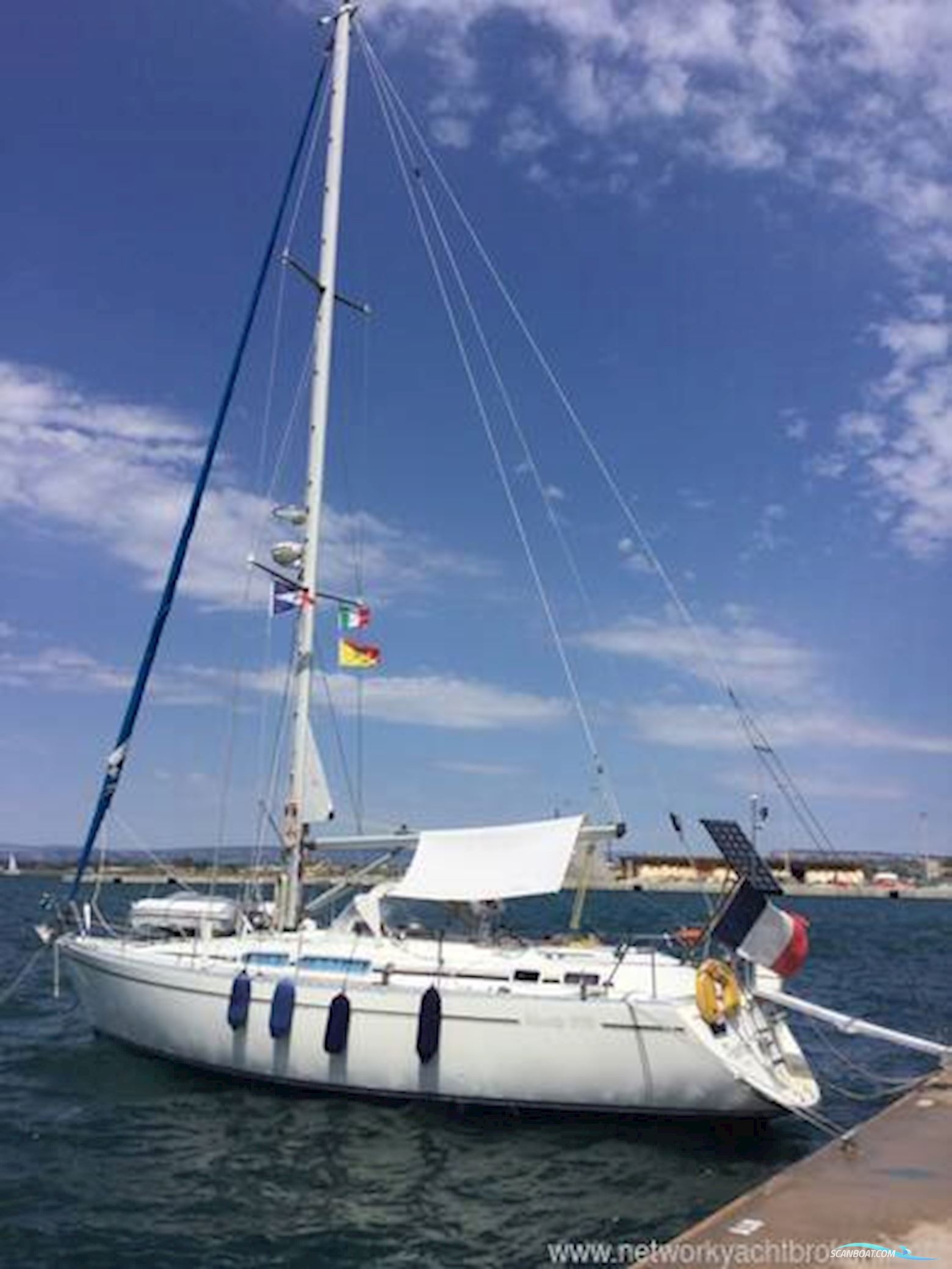 Moody 376 Centre Cockpit