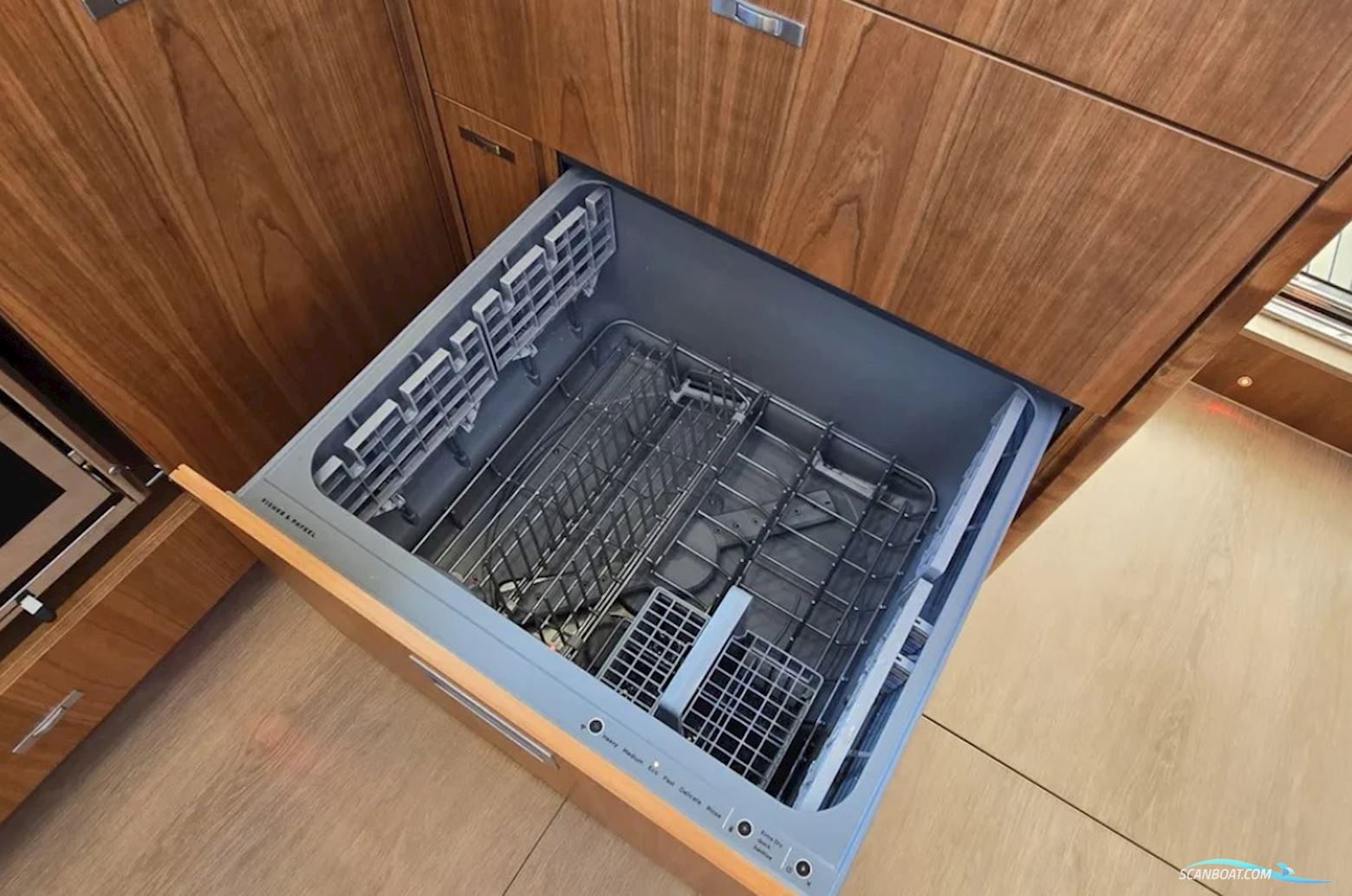 Moody 54 DS - Decksaloon