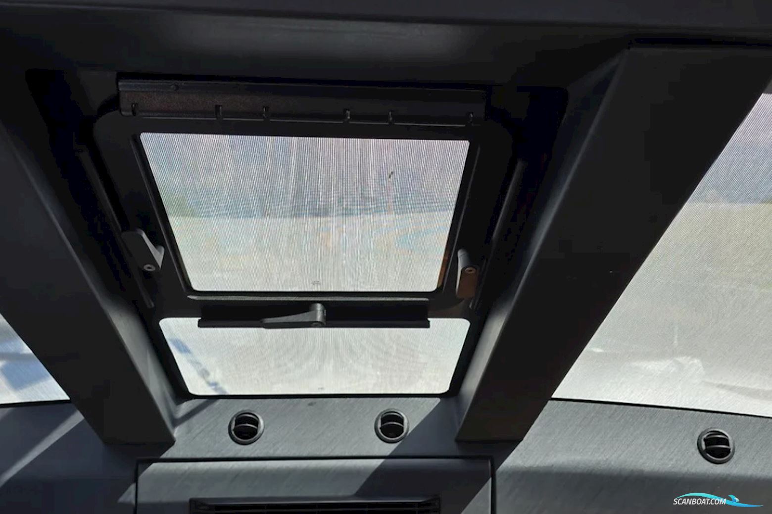 Moody 54 DS - Decksaloon