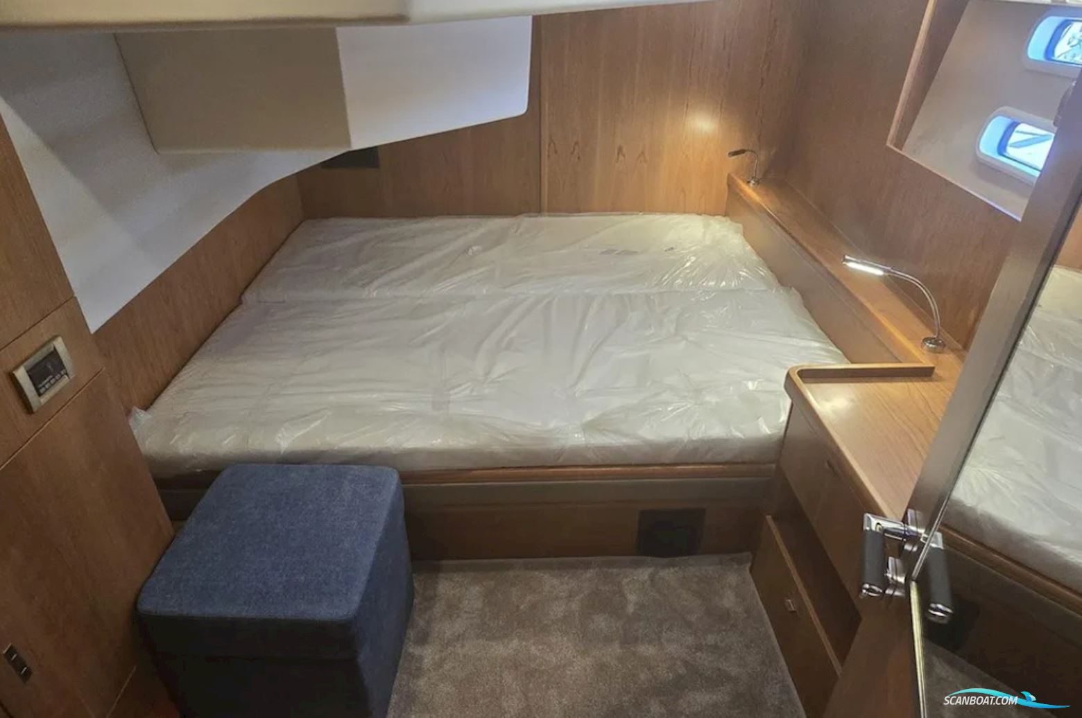 Moody 54 DS - Decksaloon
