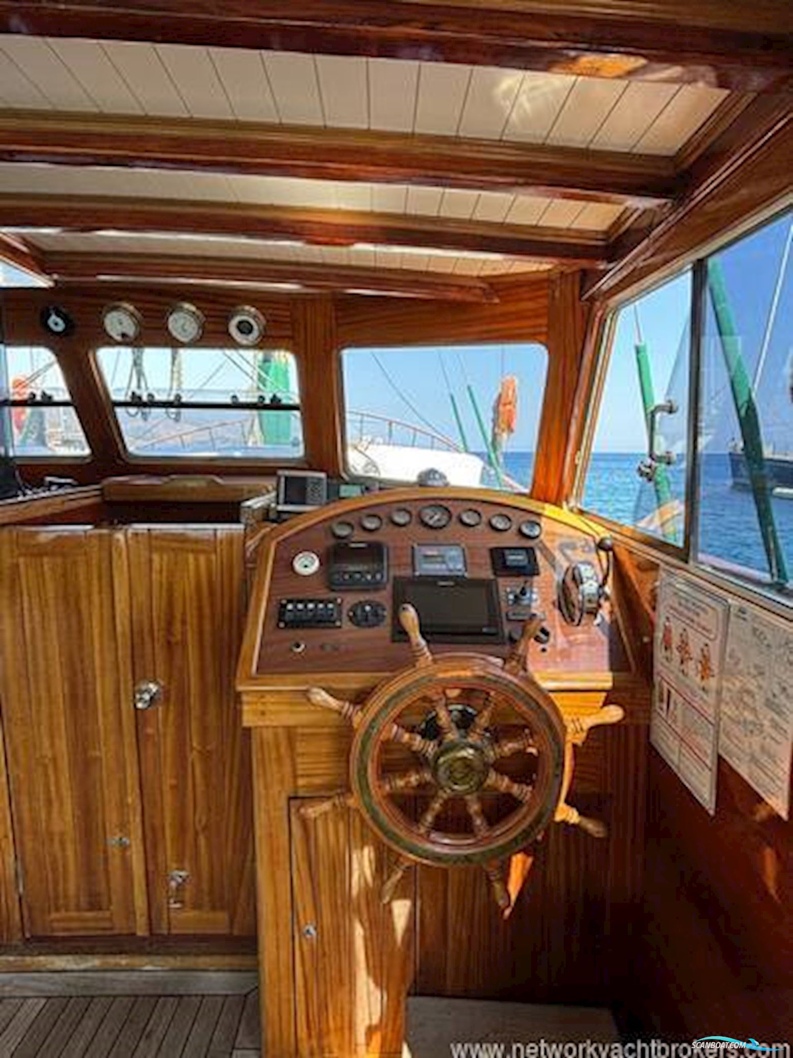 Motor Sailor / Goulet