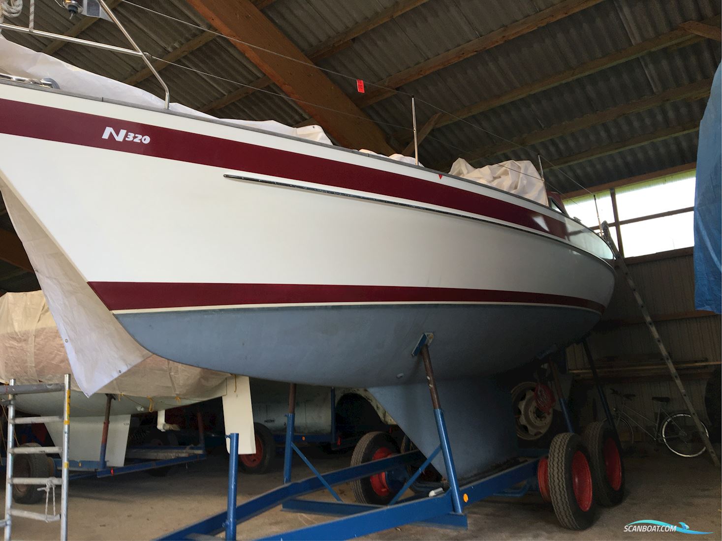 Najad 320