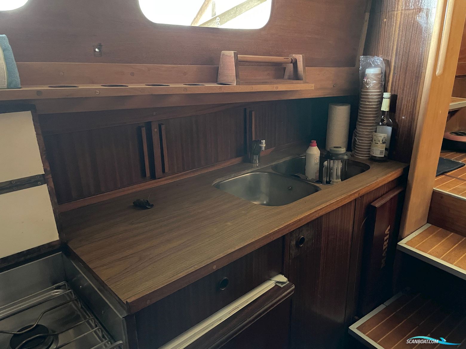 Nauticat  33