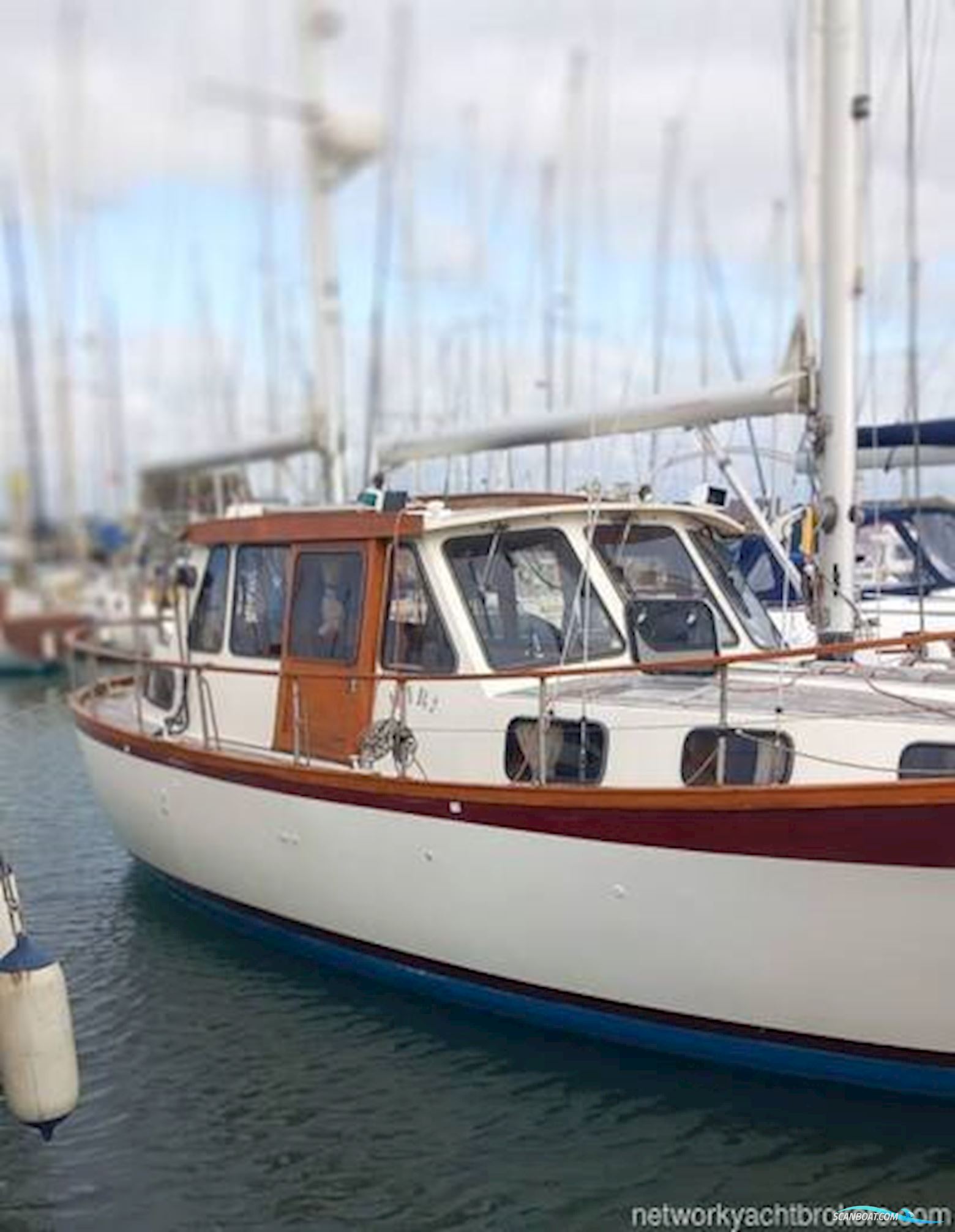 Nauticat 33