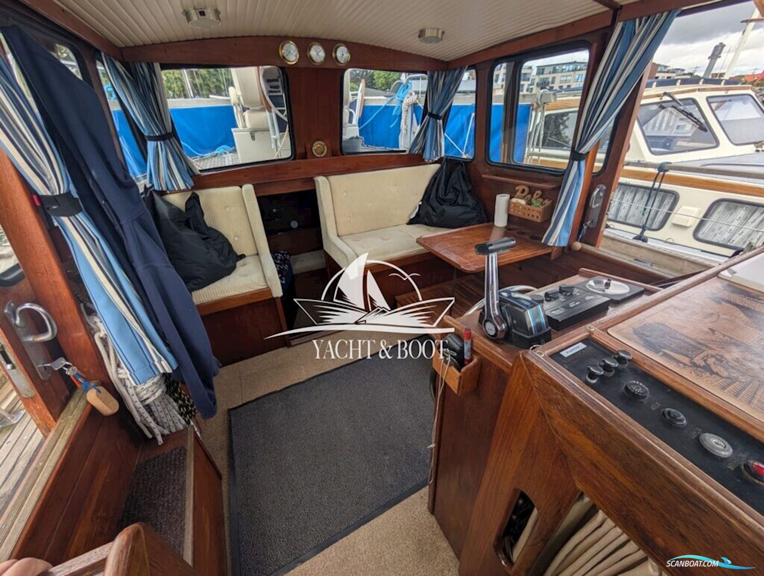 Nauticat 33