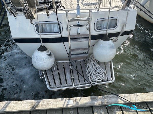 Nauticat 35