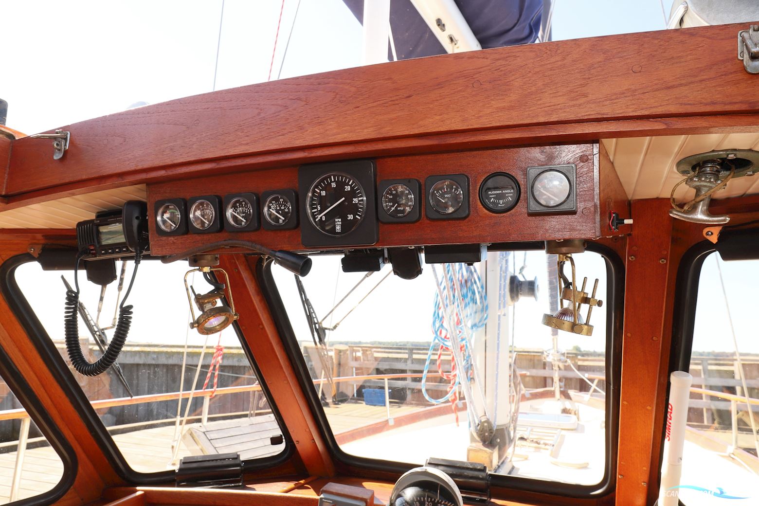 Nauticat 38