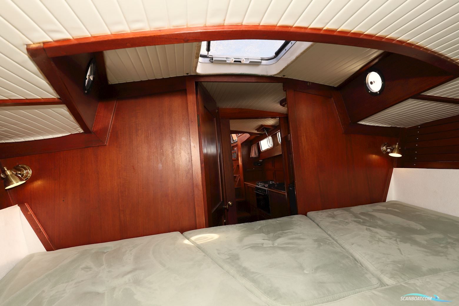 Nauticat 38