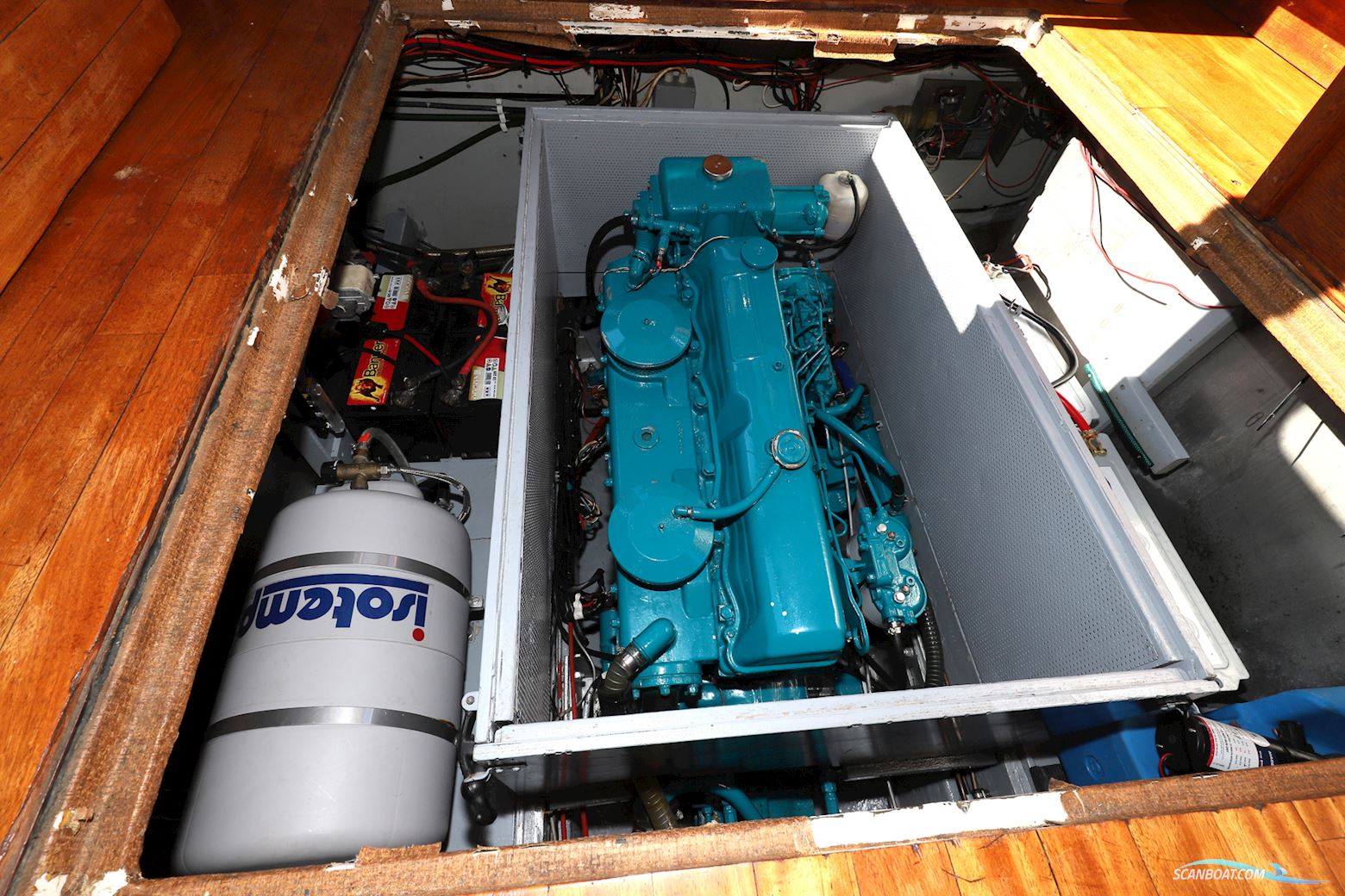 Nauticat 38