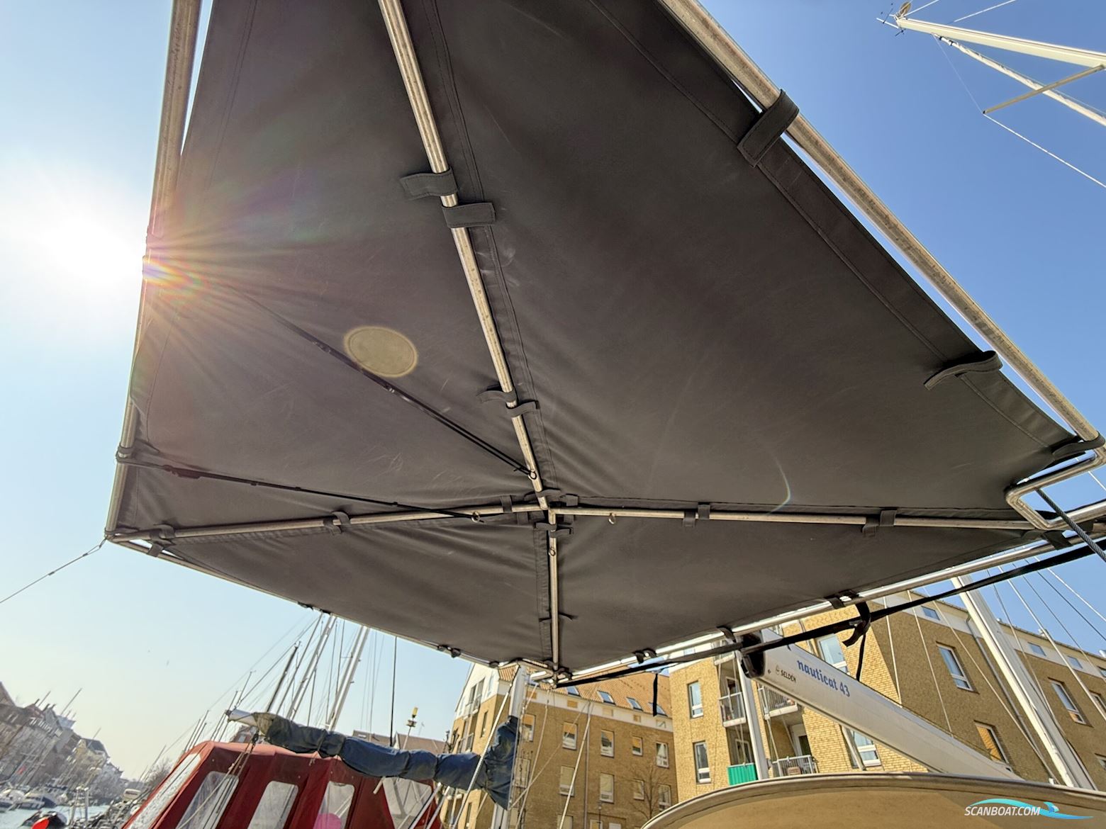 Nauticat 43 med mulig havneplads