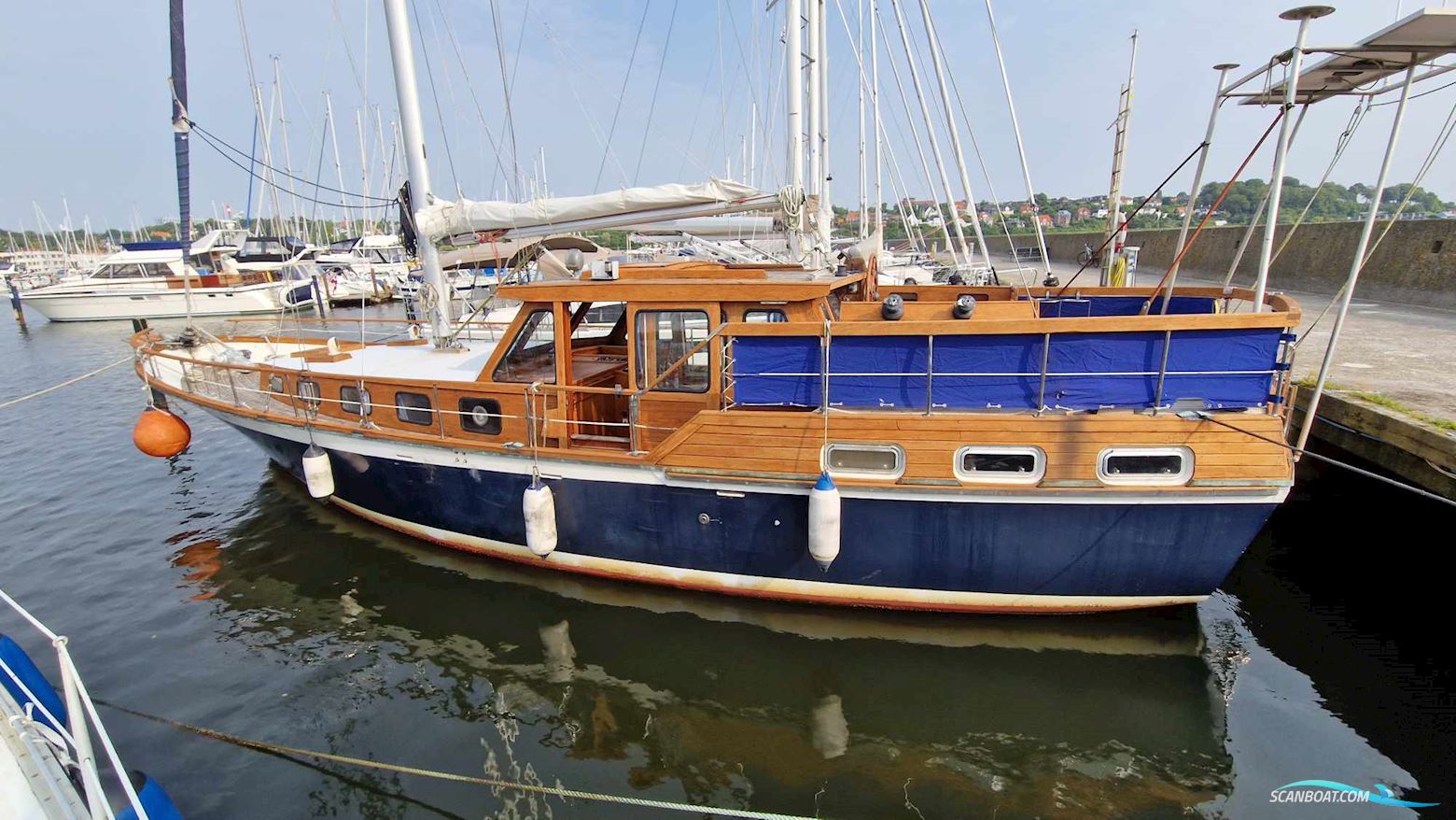 Nauticat 44