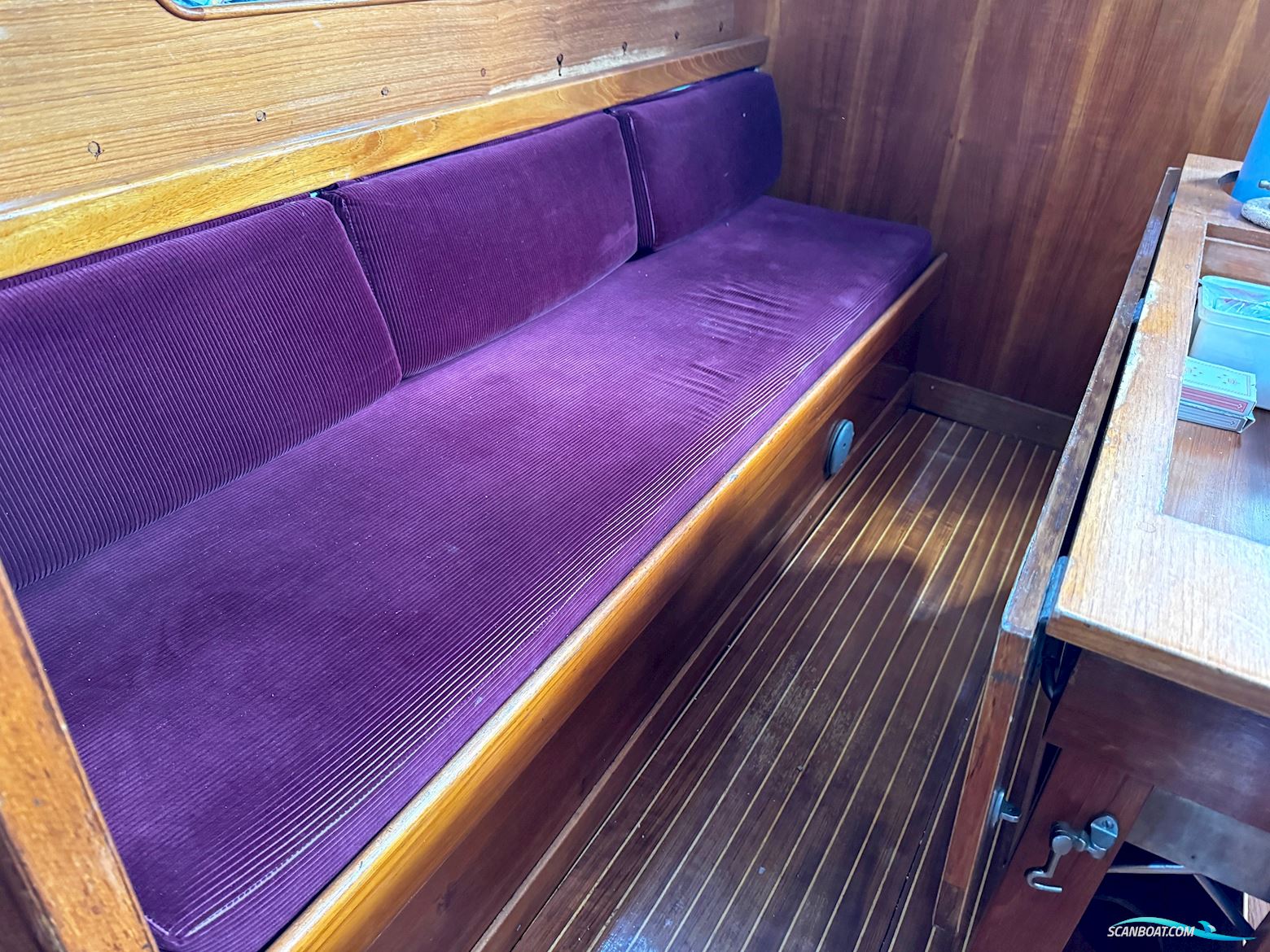 Nautors Swan 37