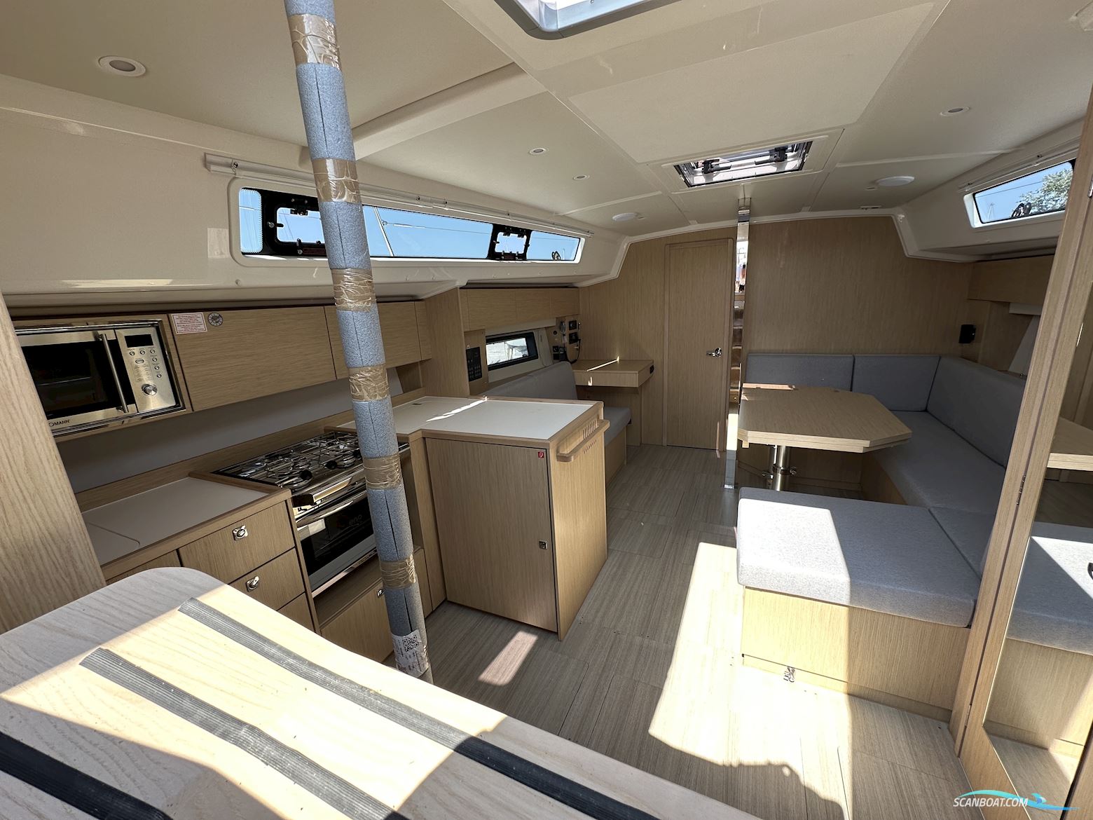 New Bavaria C42